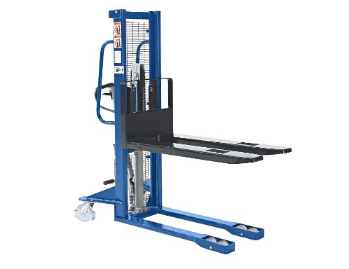 High lift stacker (lifting range 90 – 1200 mm, max. load 1100 kg)