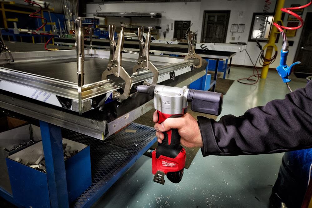 OTE-MILWAUKEE-USA M12™ Rivet Tool (Bare tool)