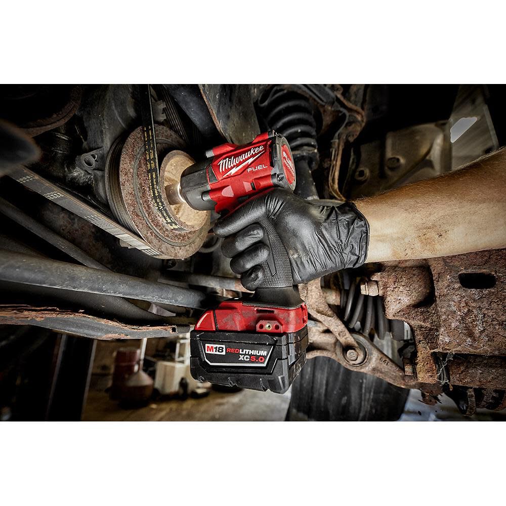 DRL-MILWAUKEE-USA M18 FUEL™ 1/2" Mid-Torque Impact Wrench w/ Friction Ring (Bare tool)
