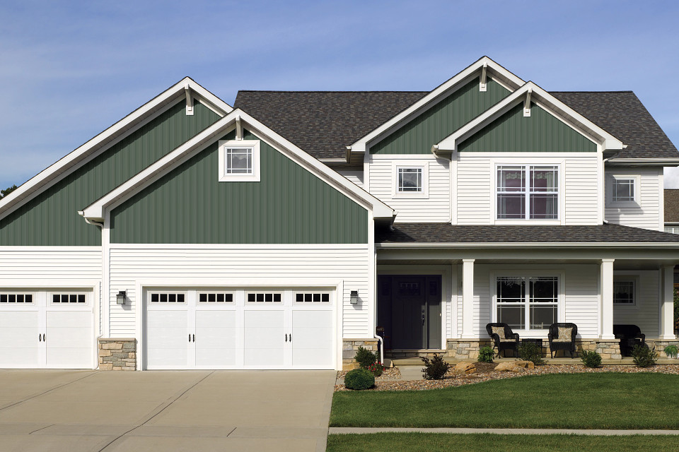 VINYL-9018-CN Хуванцар сайдинг Board & batten (177x3030x1.2мм) 0.53м2